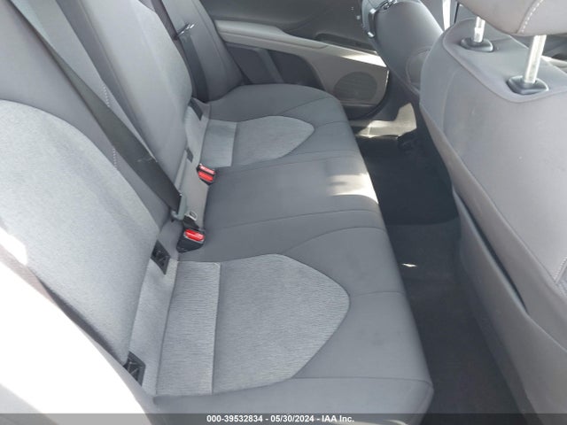 Toyota CAMRY LE 2022 4T1C11AK4NU654009 Image 8
