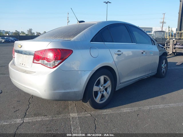 Chevrolet Cruze 1lt Auto 2015 1G1PC5SB6F7300443 Image 4