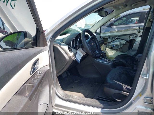 Chevrolet Cruze 1lt Auto 2015 1G1PC5SB6F7300443 Image 5