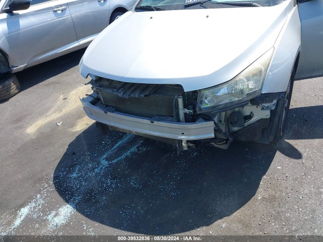 Chevrolet Cruze 1lt Auto 2015 1G1PC5SB6F7300443 Image 6