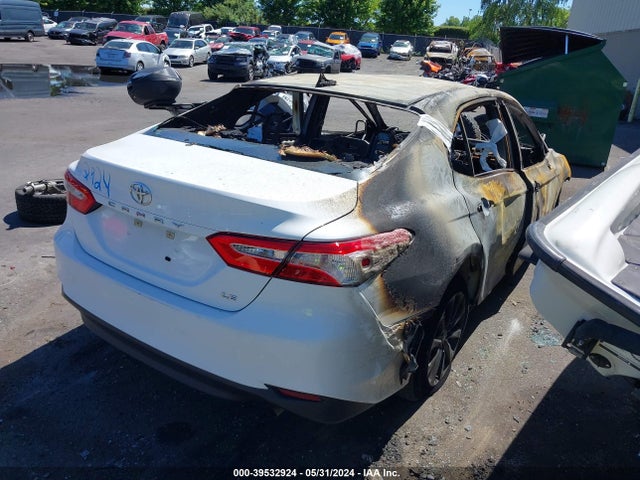 Toyota CAMRY LE 2019 4T1B11HK6KU758580 Image 4