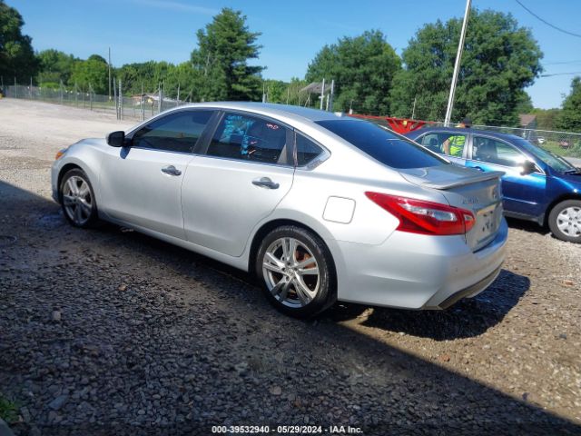 1N4BL3AP2HC143898 Nissan Altima 3.5 Sl