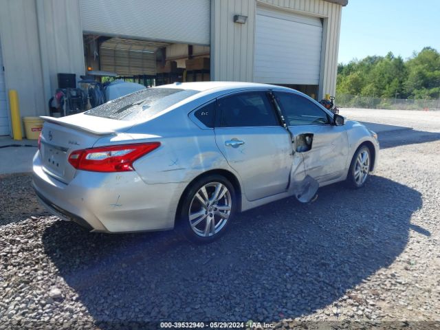 1N4BL3AP2HC143898 Nissan Altima 3.5 Sl