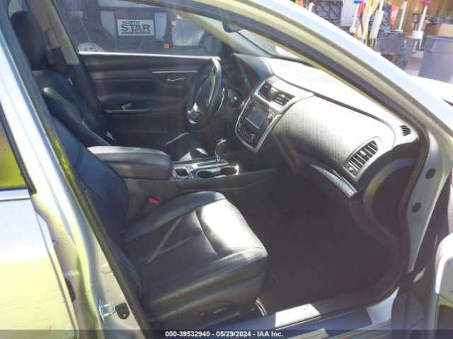1N4BL3AP2HC143898 Nissan Altima 3.5 Sl