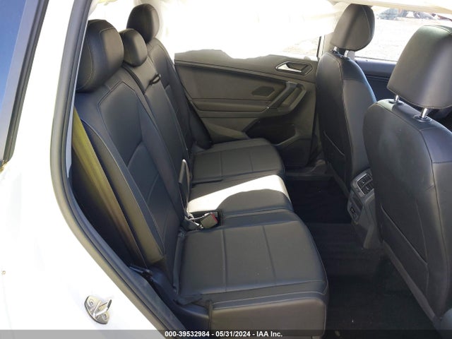 3VV2B7AX3JM089683 Volkswagen Tiguan 2.0t Se/2.0t Sel