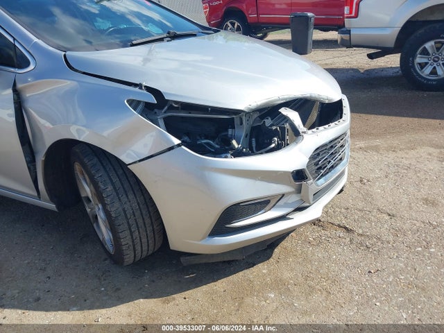 Chevrolet Cruze Premier Auto 2018 3G1BF6SM7JS540684 Image 20