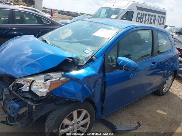 VNKJTUD3XFA023755 Toyota YARIS LE