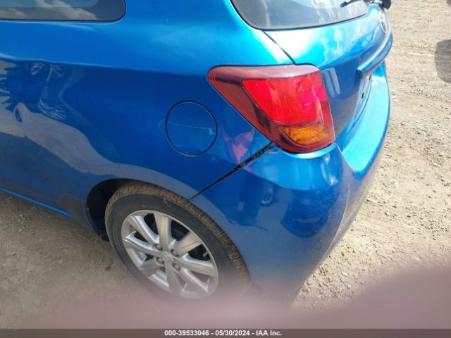 VNKJTUD3XFA023755 Toyota YARIS LE