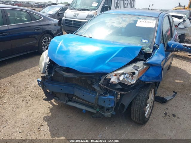 VNKJTUD3XFA023755 Toyota YARIS LE
