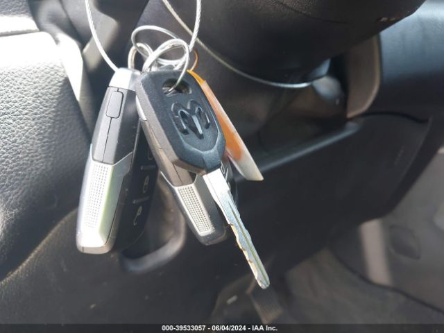 2021 RAM 1500 1C6SRFFT6MN658330 Photo 10