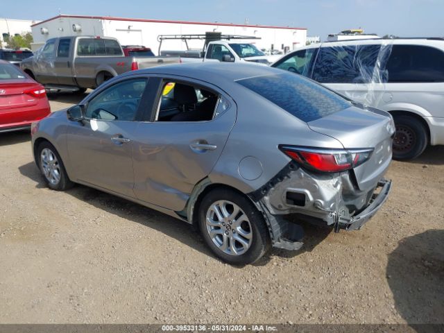 3MYDLBZV3GY122047 Scion IA