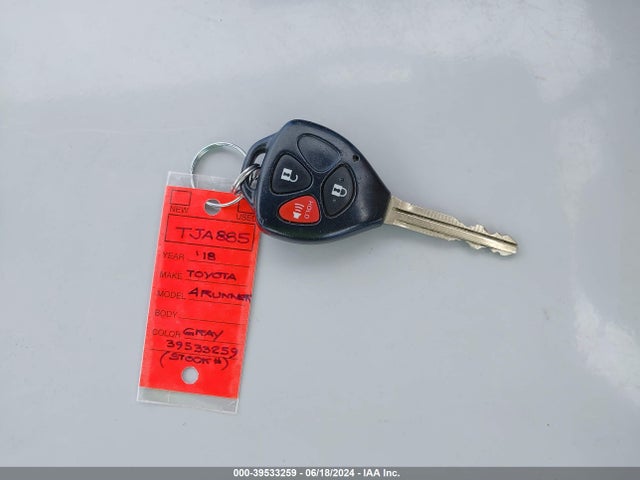 Toyota 4RUNNER SR5 2018 JTEZU5JR4J5167838 Image 11