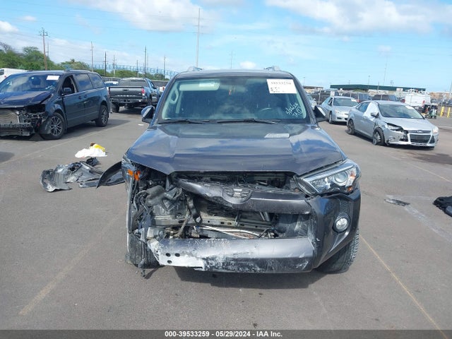 Toyota 4RUNNER SR5 2018 JTEZU5JR4J5167838 Image 13