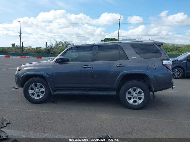 Toyota 4RUNNER SR5 2018 JTEZU5JR4J5167838 Image 15