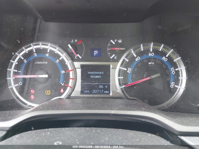 Toyota 4RUNNER SR5 2018 JTEZU5JR4J5167838 Image 7