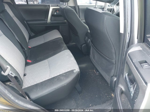 Toyota 4RUNNER SR5 2018 JTEZU5JR4J5167838 Image 8