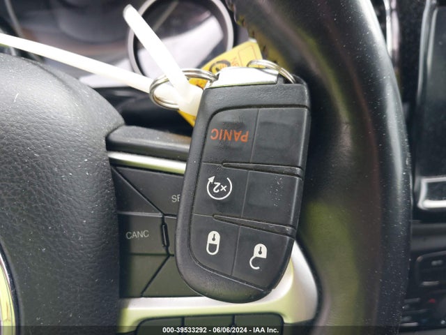 3C4NJCCB9KT675854 Jeep Compass Limited Fwd