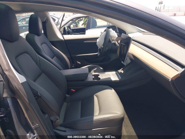 2023 TESLA MODEL 3 5YJ3E1EA4PF692295 Photo 4