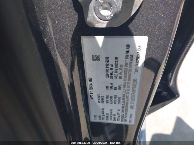 2023 TESLA MODEL 3 5YJ3E1EA4PF692295 Photo 8