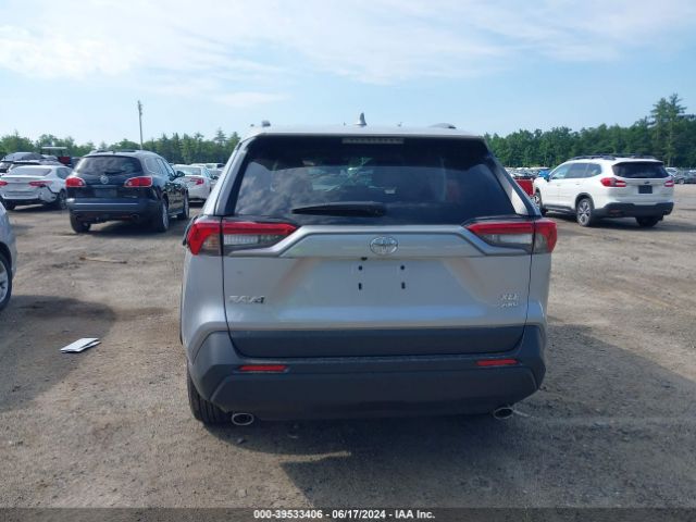 2T3P1RFV3RC410059 Toyota Rav4 Xle