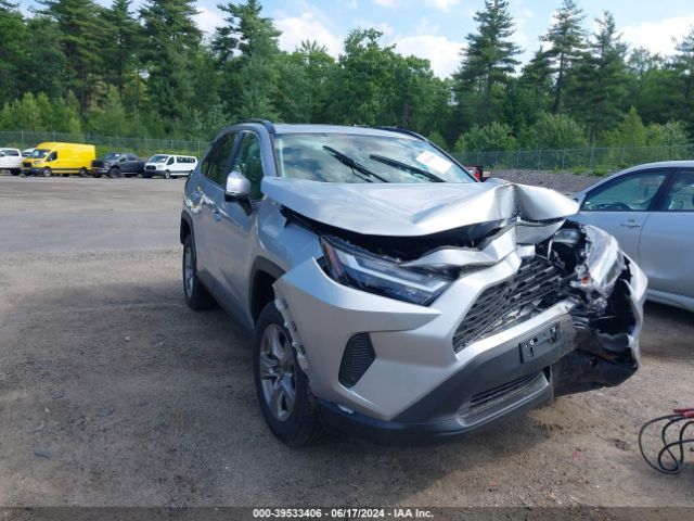 2T3P1RFV3RC410059 Toyota Rav4 Xle