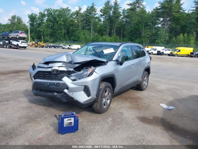 2T3P1RFV3RC410059 Toyota Rav4 Xle