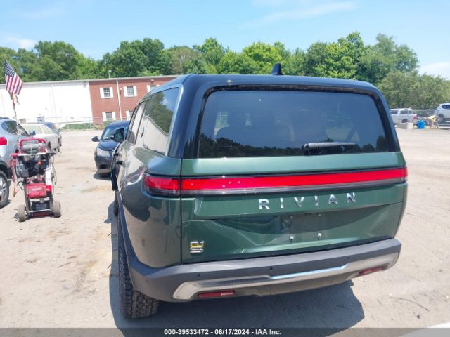 7PDSGABA8PN019739 Rivian R1s Adventure
