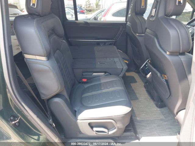 7PDSGABA8PN019739 Rivian R1s Adventure