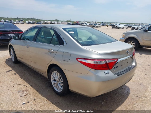 Toyota CAMRY LE 2016 4T4BF1FK1GR533114 Image 3