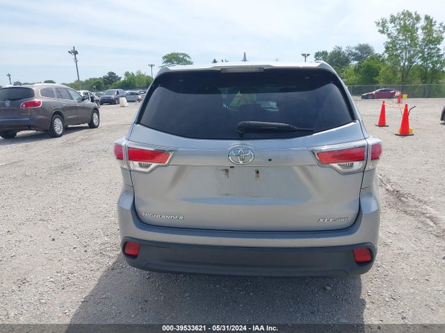 Toyota Highlander Xle V6 2014 5TDJKRFH4ES070461 Image 16