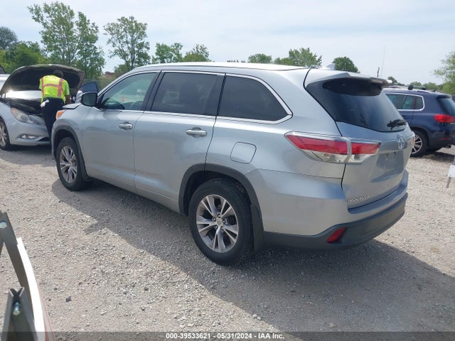 Toyota Highlander Xle V6 2014 5TDJKRFH4ES070461 Image 3