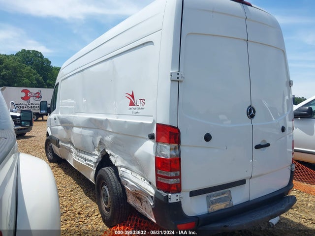 Продаж на аукціоні авто 2015 Mercedes-benz Sprinter 2500, vin: WD3PE8DC9F5954643, номер лоту: 39533632