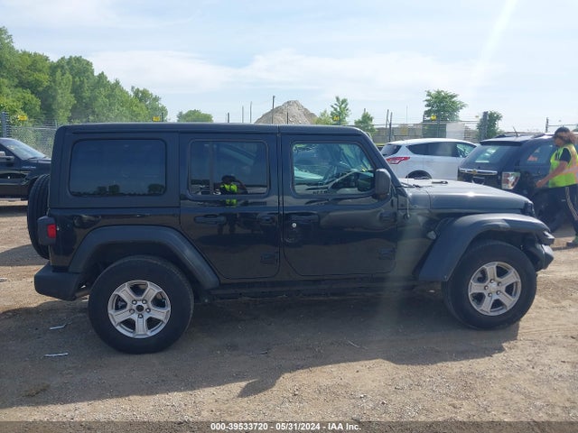 1C4HJXDG8NW168733 Jeep Wrangler Unlimited Sport S 4x4