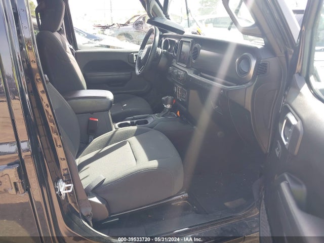 1C4HJXDG8NW168733 Jeep Wrangler Unlimited Sport S 4x4
