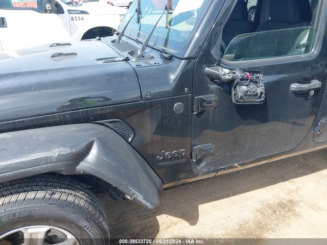 1C4HJXDG8NW168733 Jeep Wrangler Unlimited Sport S 4x4