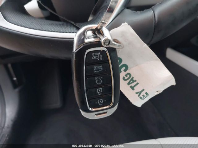 KMHLP4AG2PU589207 Hyundai Elantra Limited