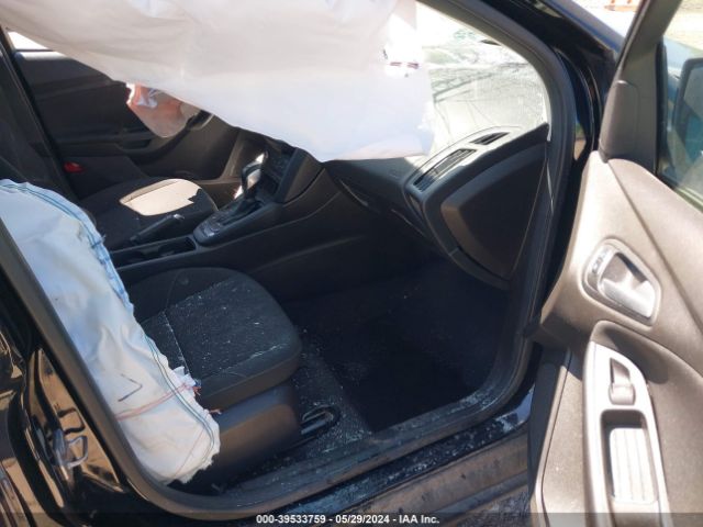 1FADP3K29GL263518 Ford FOCUS SE