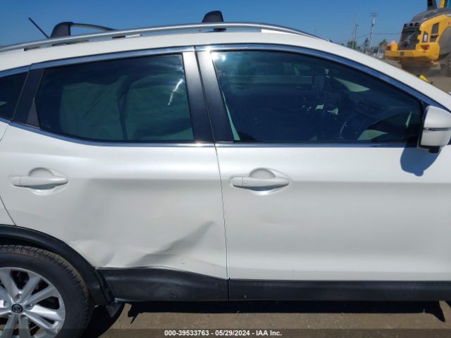 JN1BJ1CP6KW232710 Nissan Rogue Sport Sv