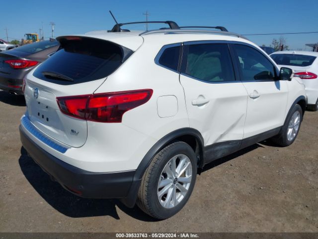 JN1BJ1CP6KW232710 Nissan Rogue Sport Sv