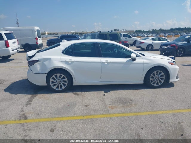 Toyota CAMRY LE 2022 4T1C11AK5NU031403 Image 13
