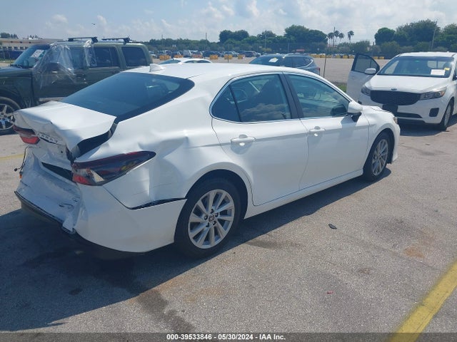 Toyota CAMRY LE 2022 4T1C11AK5NU031403 Image 4