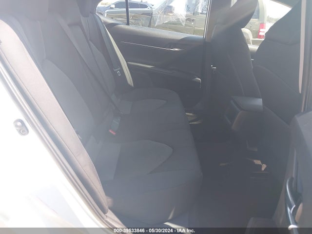 Toyota CAMRY LE 2022 4T1C11AK5NU031403 Image 8