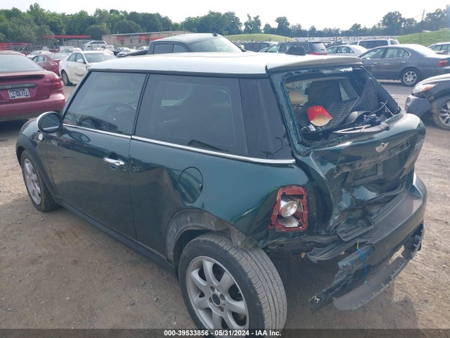 2009 MINI COOPER WMWMF33589TW70851 Photo 2