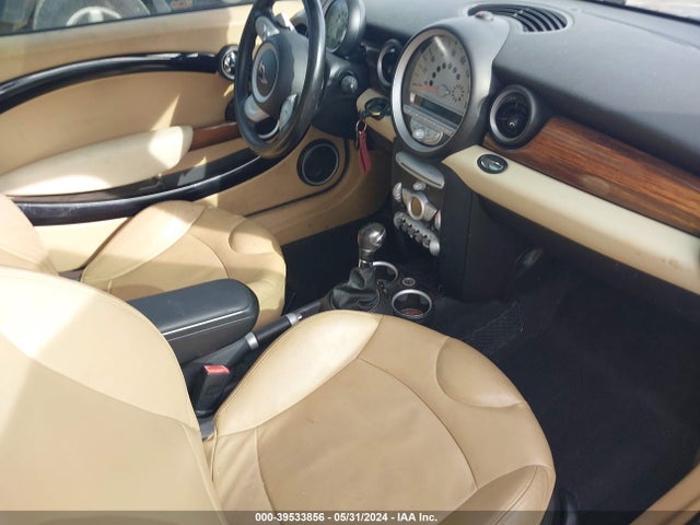 2009 MINI COOPER WMWMF33589TW70851 Photo 4