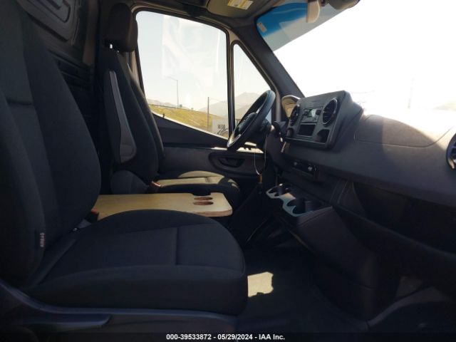 W1Y4EDHY4LT026118 Mercedes-Benz Sprinter 2500 High Roof V6