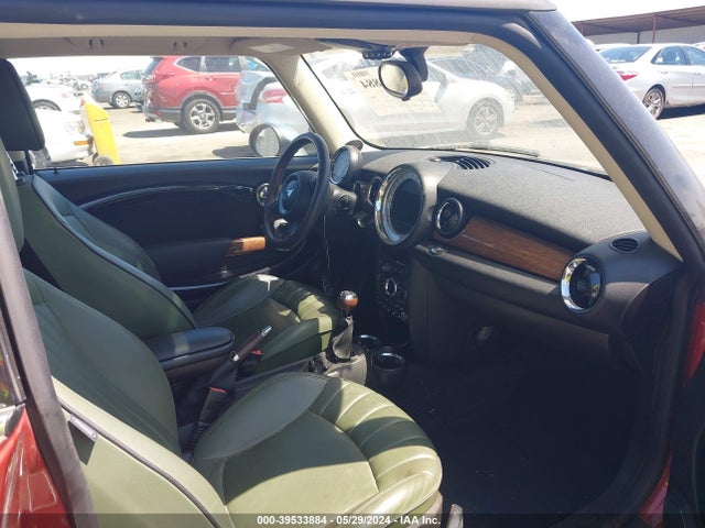 2011 MINI COOPER S WMWSV3C55BTY22956 Photo 4