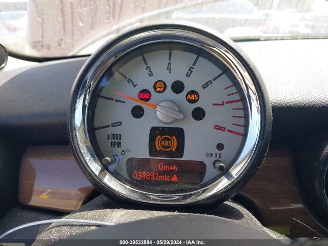 2011 MINI COOPER S WMWSV3C55BTY22956 Photo 6