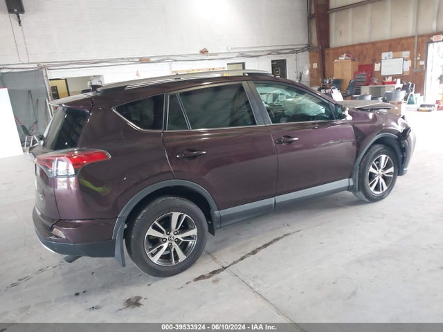 Toyota Rav4 Xle 2017 2T3RFREV7HW661871 Image 4