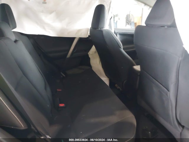 Toyota Rav4 Xle 2017 2T3RFREV7HW661871 Image 8