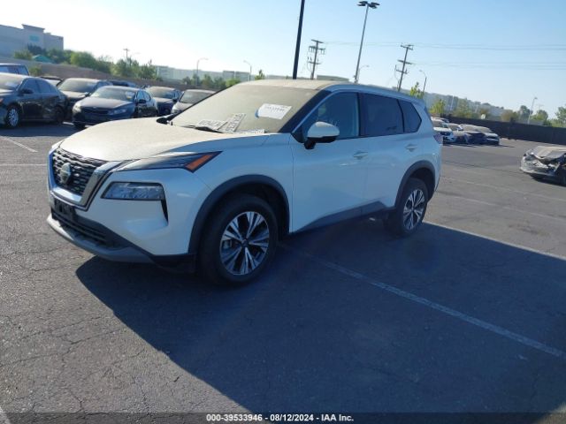 5N1AT3BA6MC733026 Nissan Rogue Sv Fwd